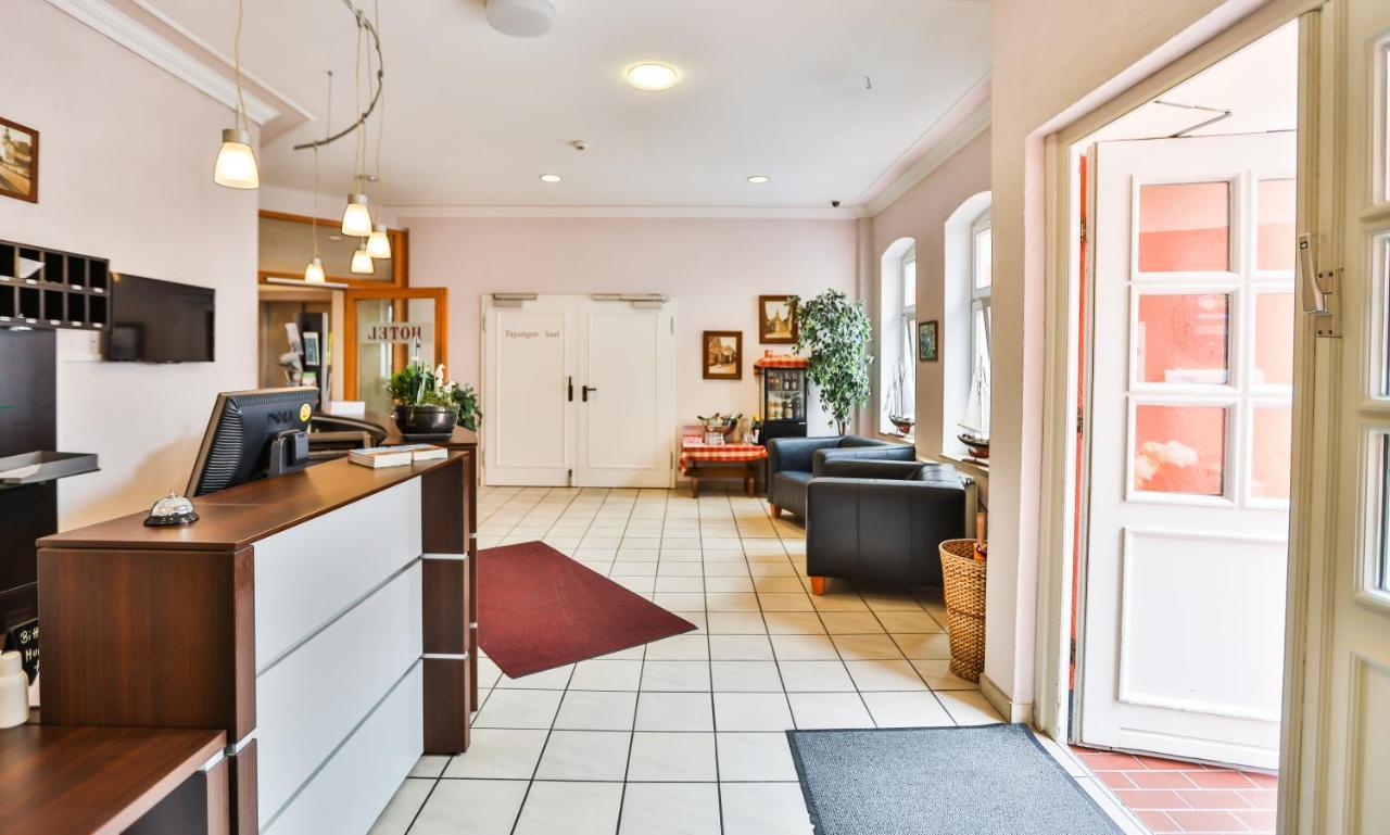 Hotel Stadt Капелн Екстериор снимка