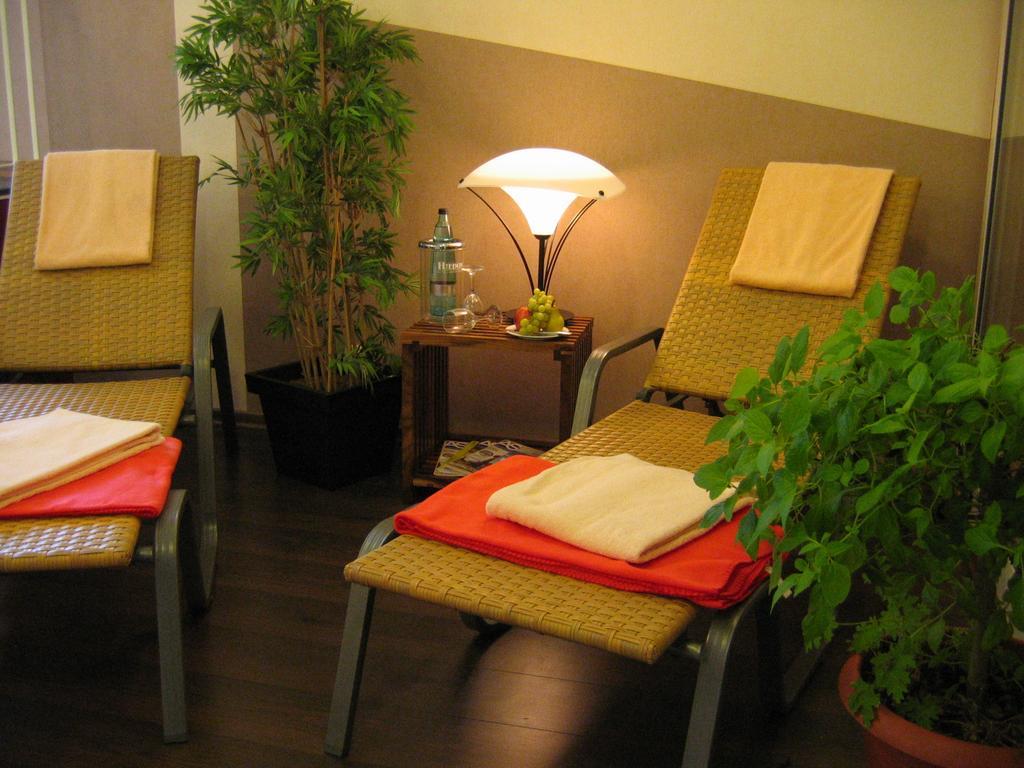Hotel Stadt Капелн Екстериор снимка
